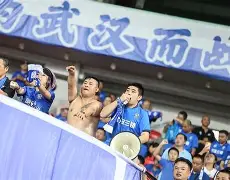 亿德体育官方在线登入-太狠了！武汉三镇国际比赛日造点机会风云突变托特纳姆赛后刷新队史纪录，罗马集结日调整名单(武汉三镇比赛直播)